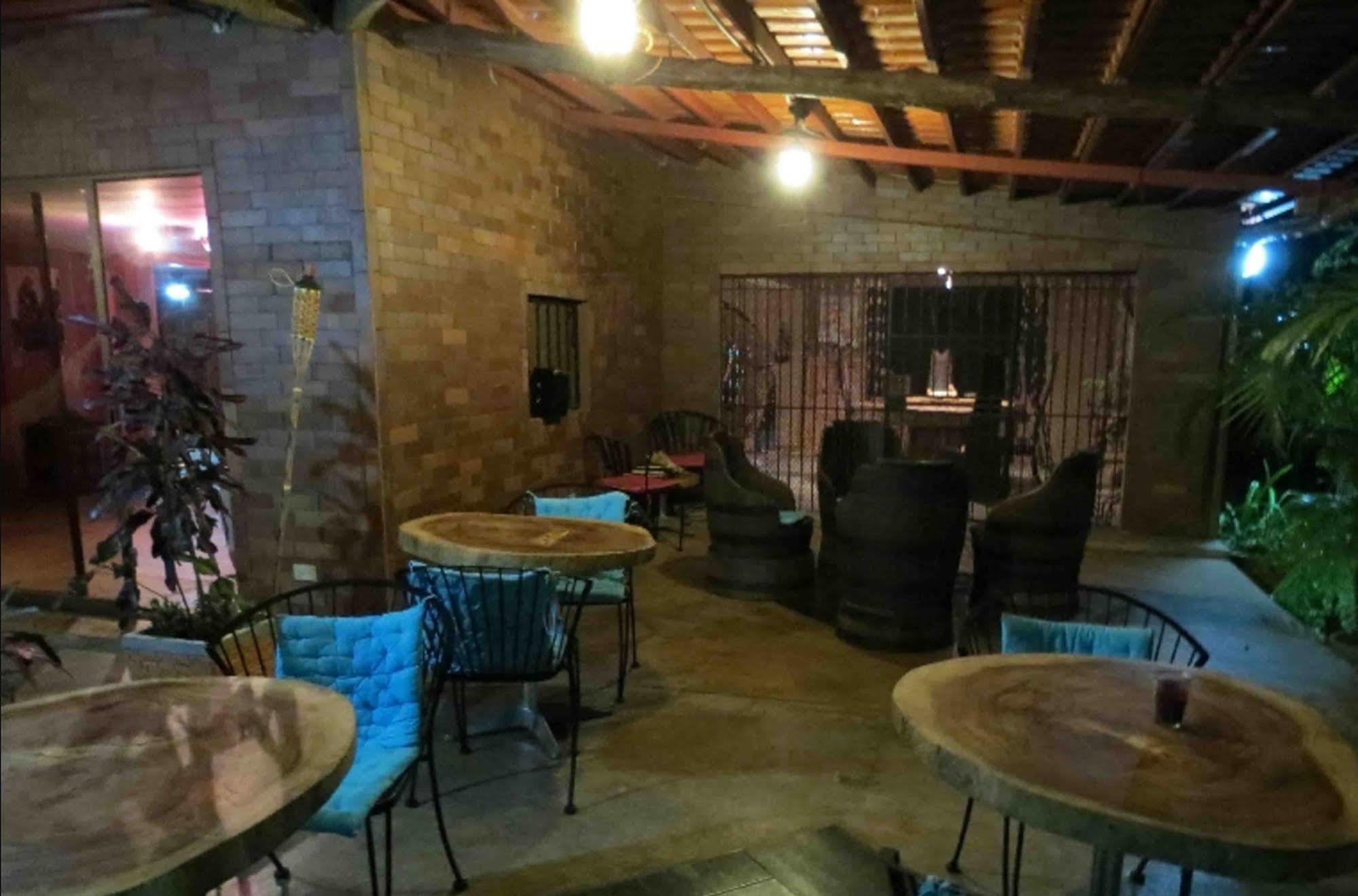 巴拿马猴子山林小屋住宿加早餐旅馆 Chilibre 外观 照片